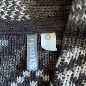RIP CURL sweater